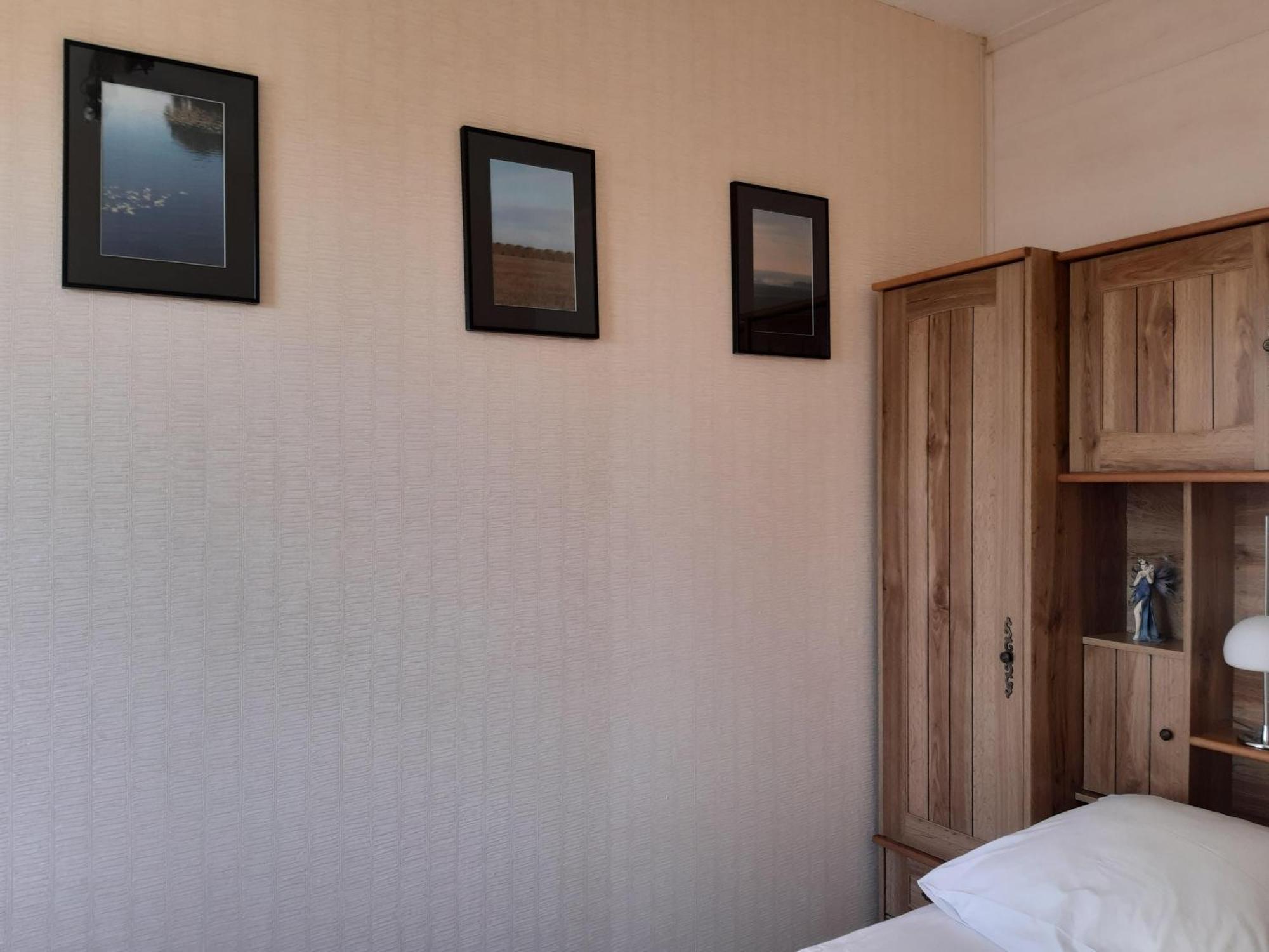 Au Bon Vivant Dampierre-sur-Salon Phòng bức ảnh