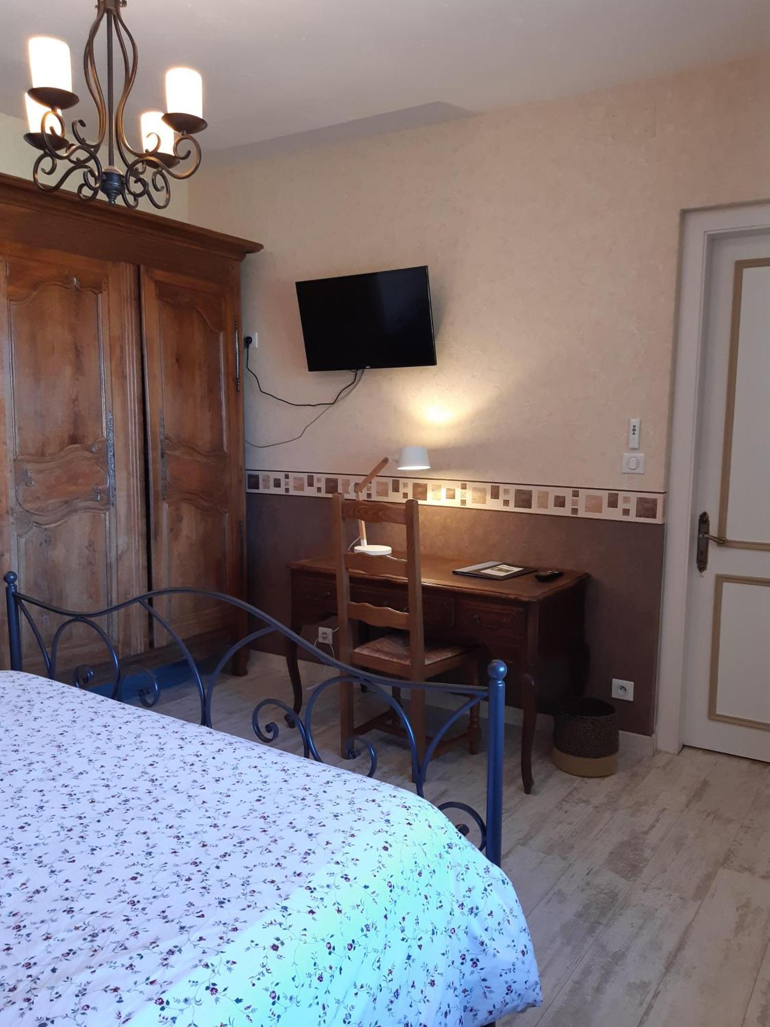 Au Bon Vivant Dampierre-sur-Salon Phòng bức ảnh